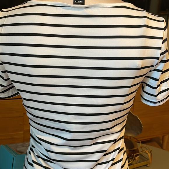 SHEIN Top Size M - Picture 6 of 8